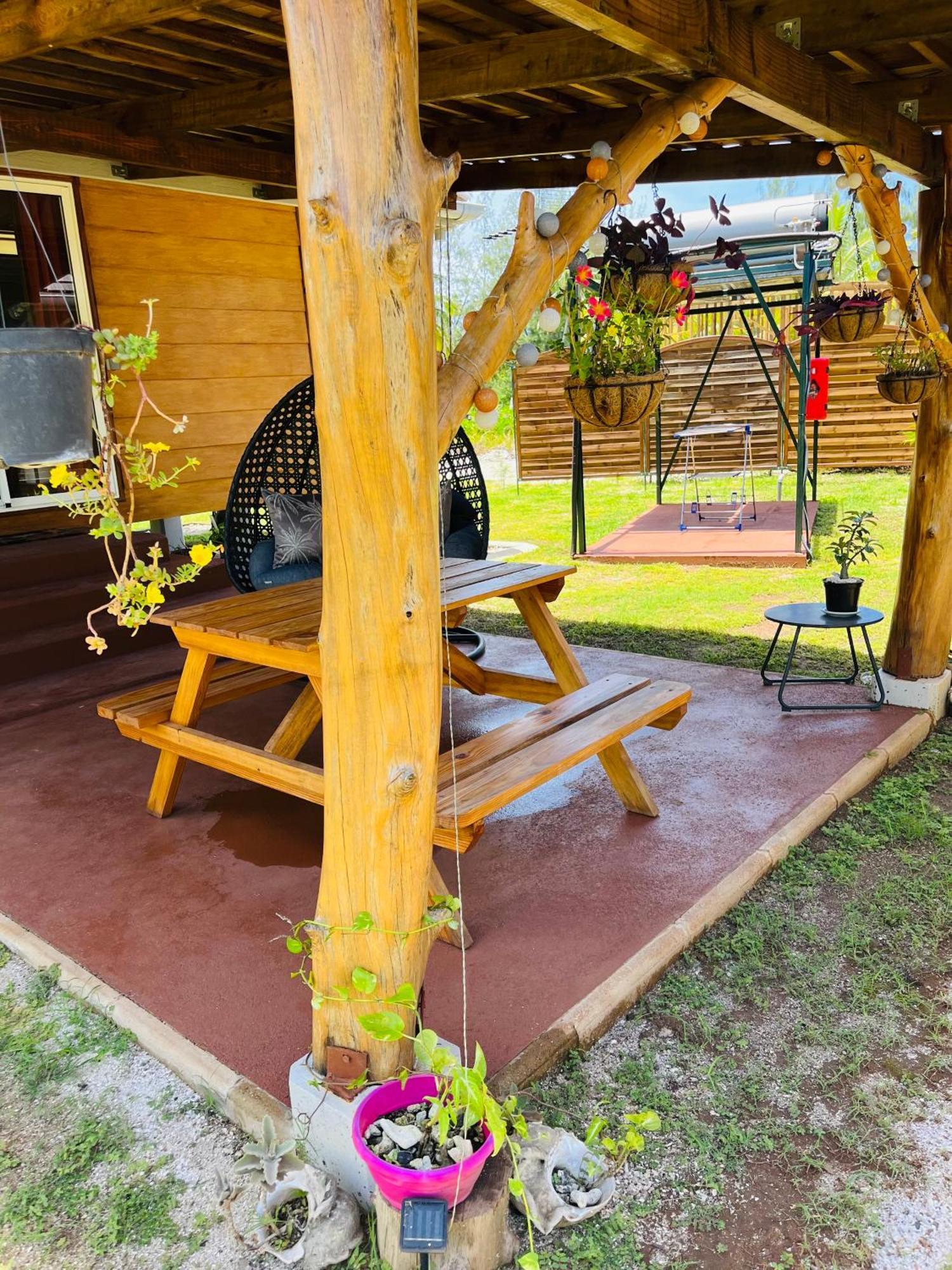 Bungalow Kura Moorea Eksteriør bilde