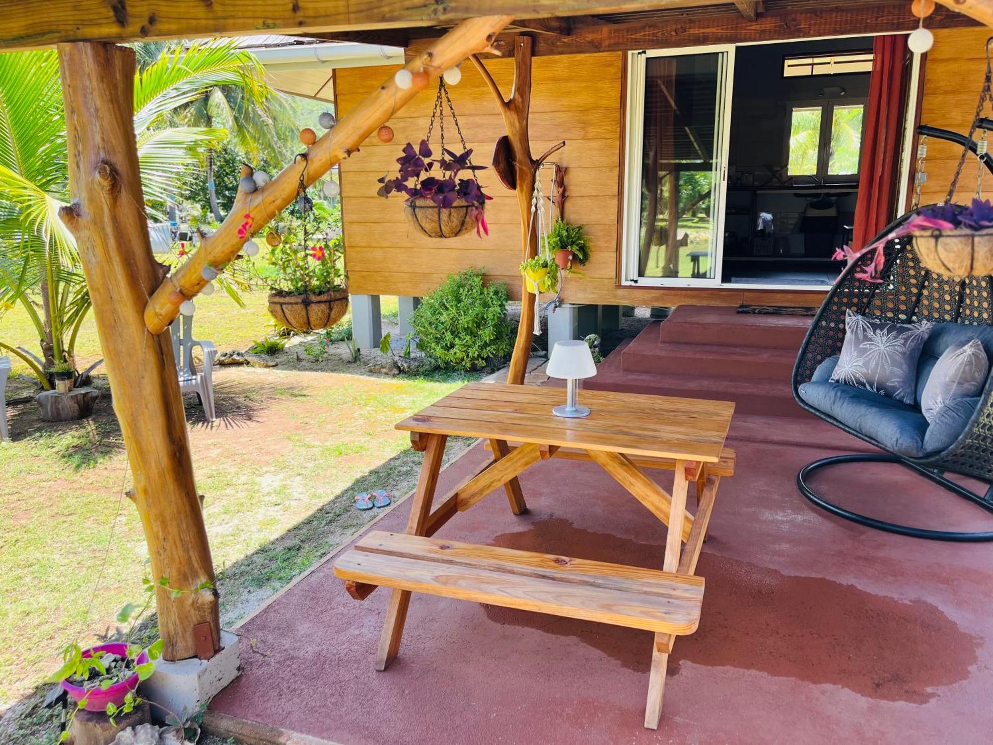 Bungalow Kura Moorea Eksteriør bilde