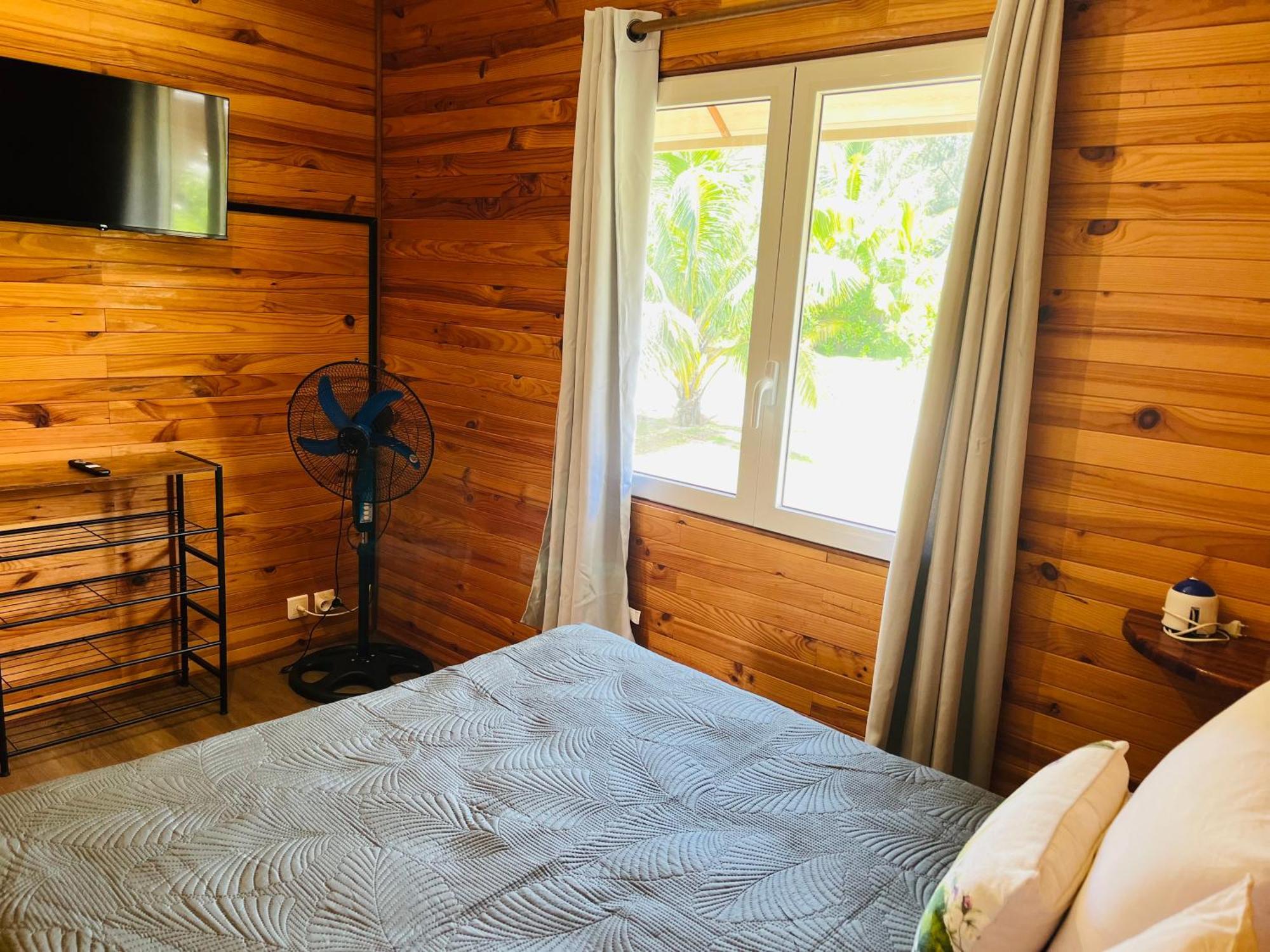 Bungalow Kura Moorea Eksteriør bilde